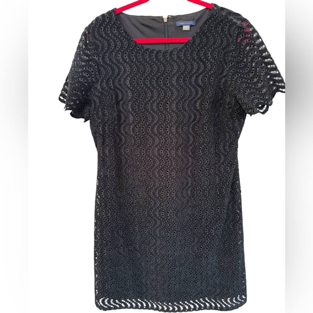 Tommy Hilfiger Velvet Eyelet‎ Lace Shift Dress Black 14 Scallop Hem Cocktail LBD